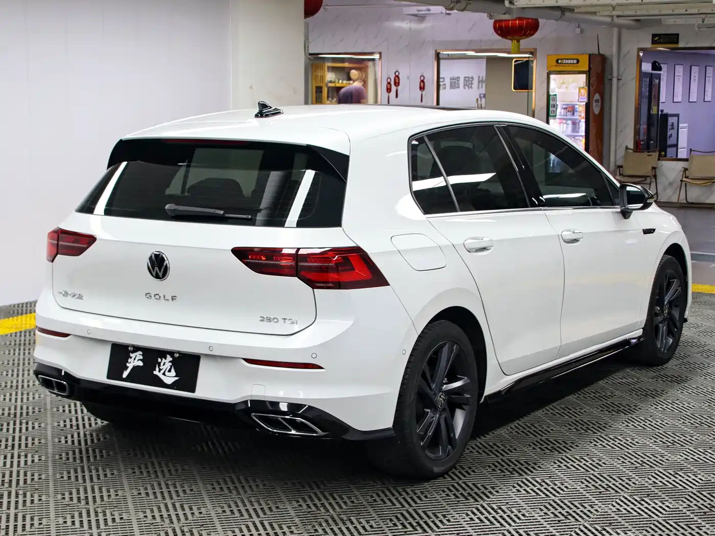 Volkswagen Golf 2021 280TSI DSG R-Line фото 22