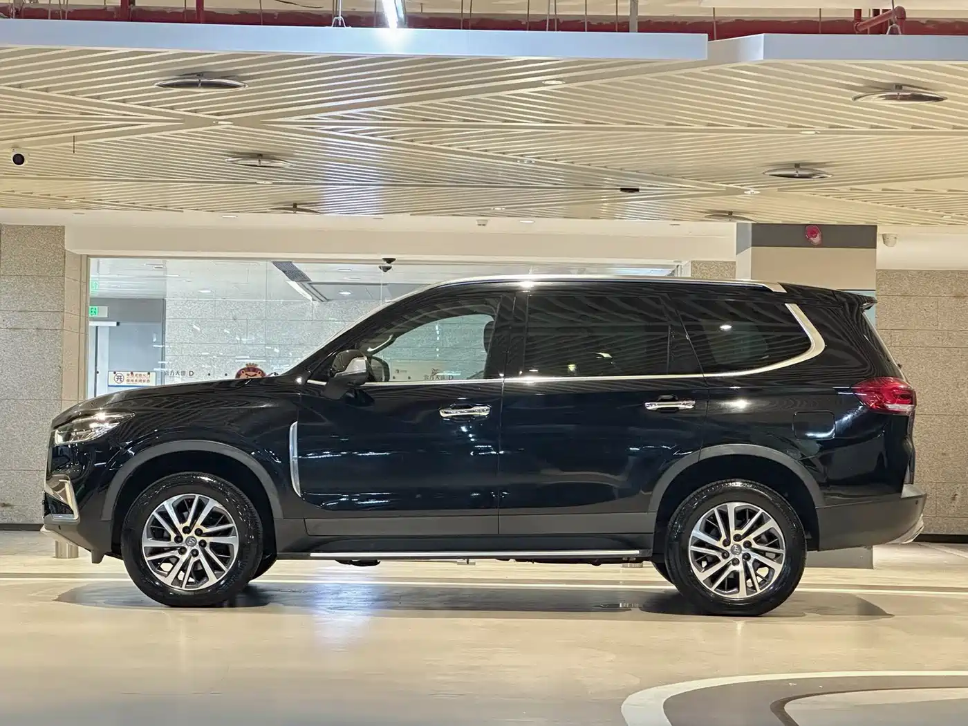 SAIC Maxus D90 2019 2.0T Automatic 4WD Sirius China V фото 7
