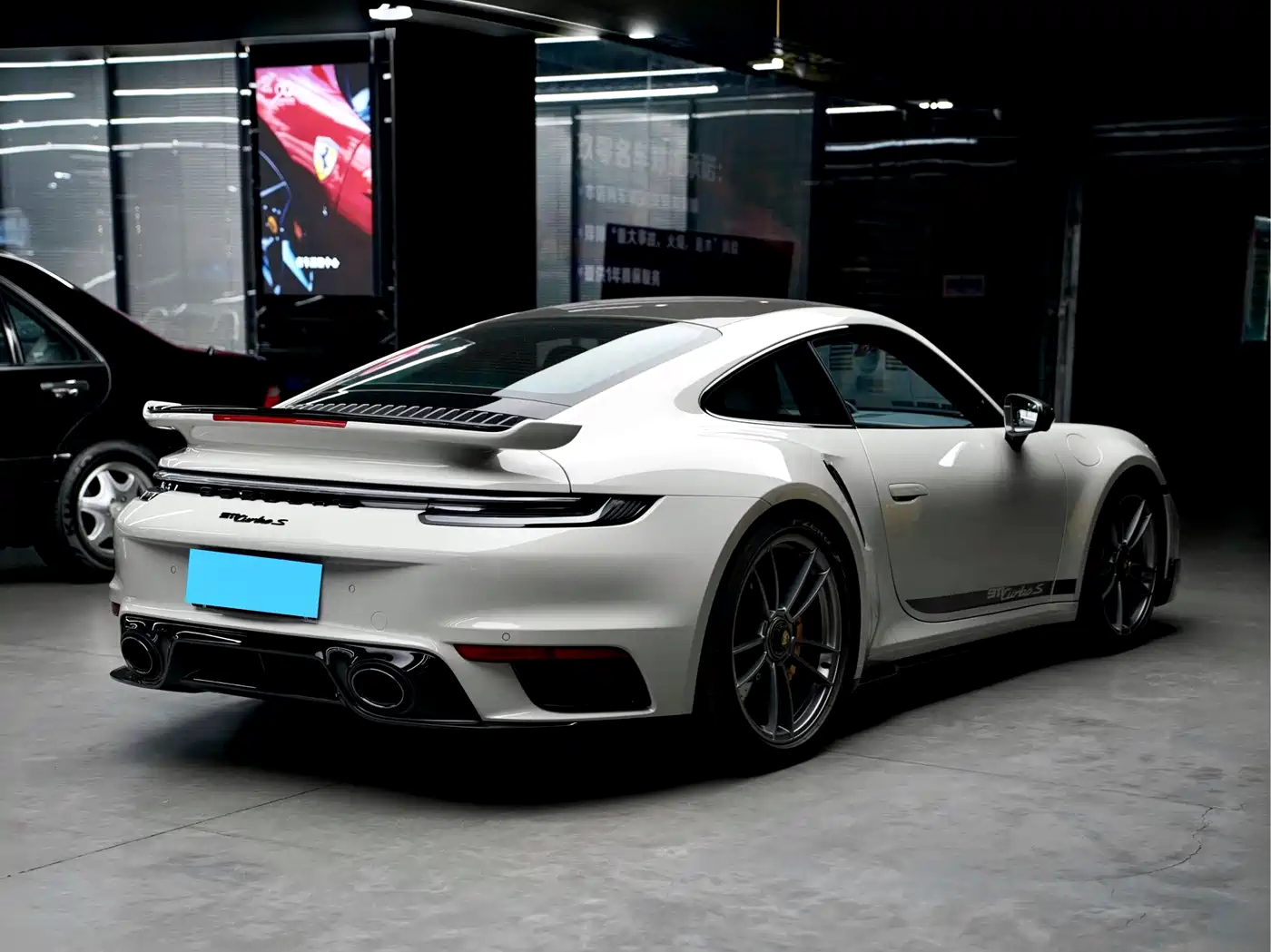 Porsche 911 2022 Turbo S 3.7T фото 7