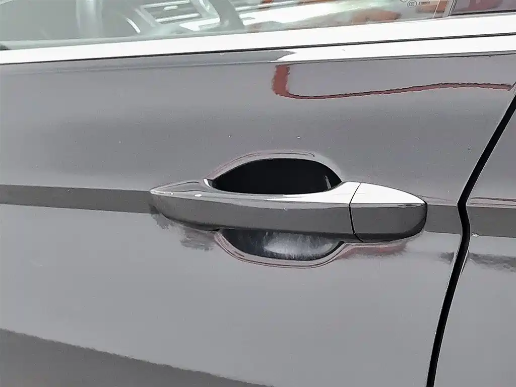Volkswagen Magotan 2018 280TSI DSG Comfort фото 18
