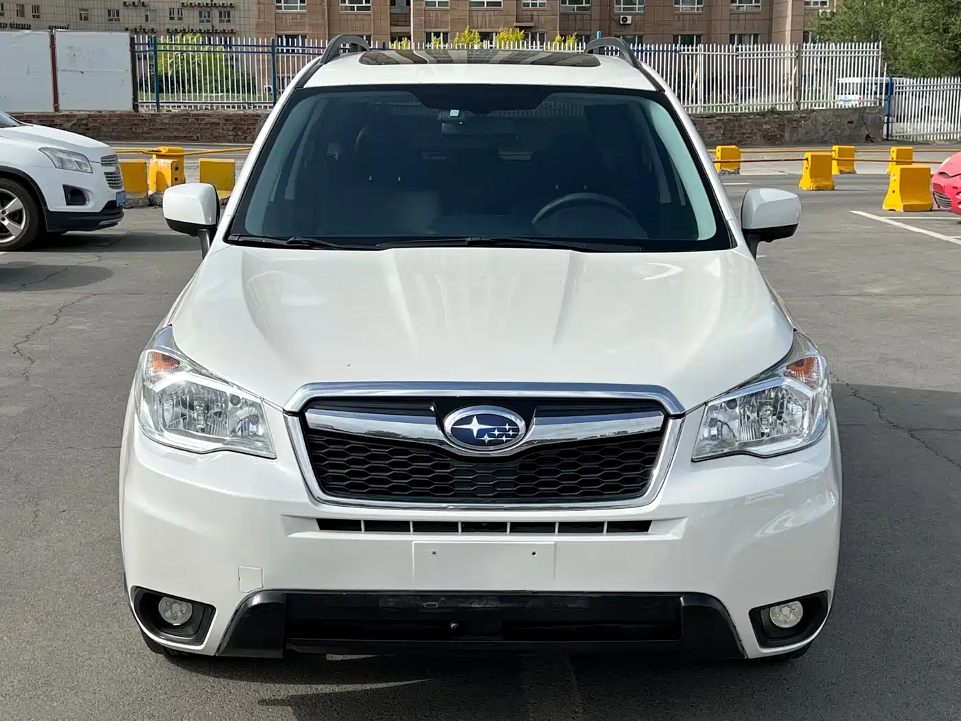 Subaru Forester 2014 2.5i Automatic Elite Edition фото 2