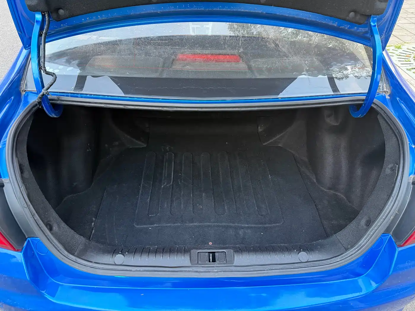 Фото 9 - Geely Vision