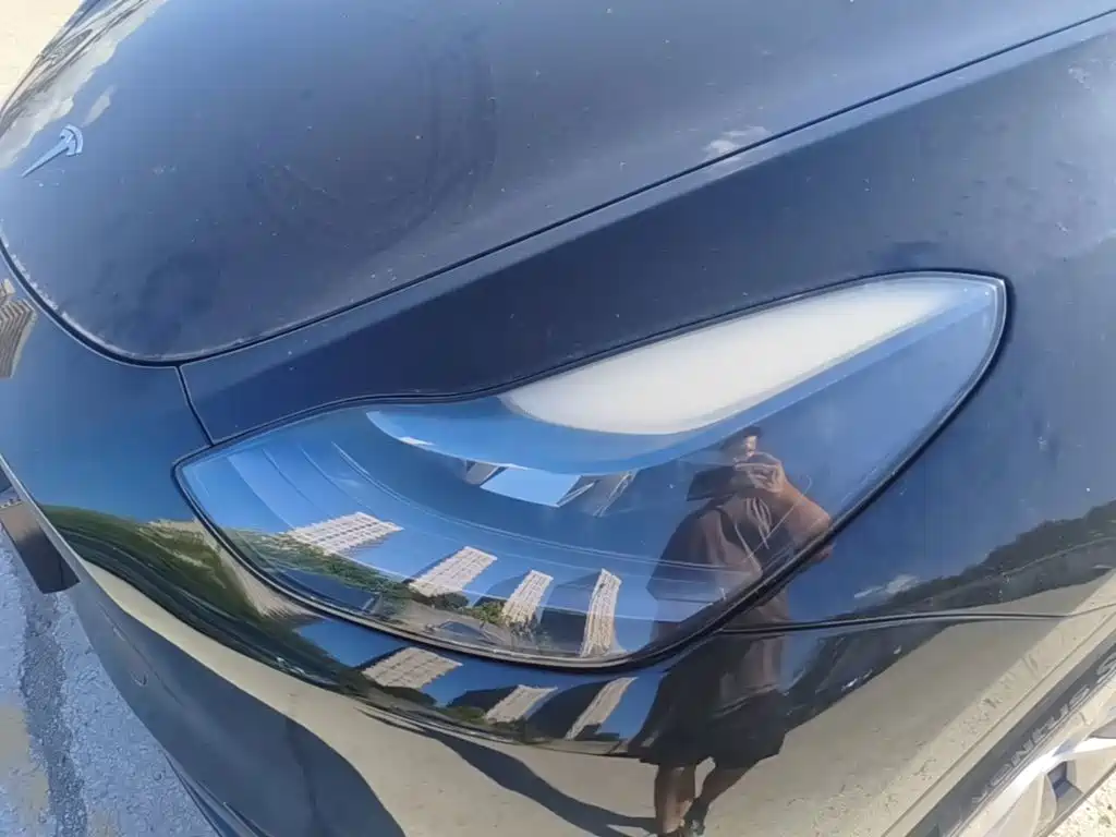 Фото 24 - Tesla Model Y