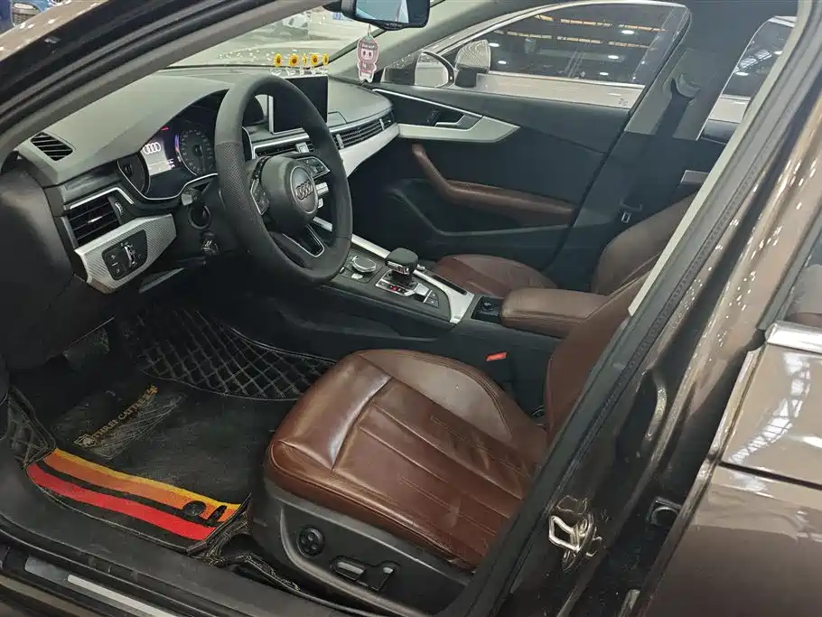 Audi A4L 2017 40 TFSI Progressive фото 9