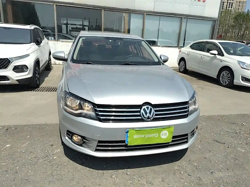 Volkswagen Bora 2014 1.6L Automatic Comfort Edition фото 3