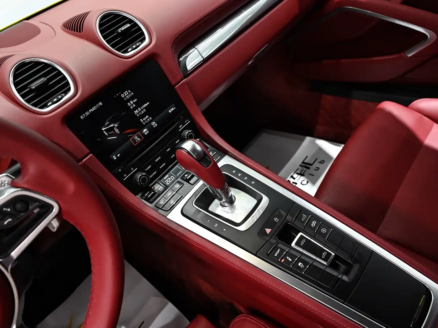 Porsche 718 2022 Boxster 2.0T фото 13