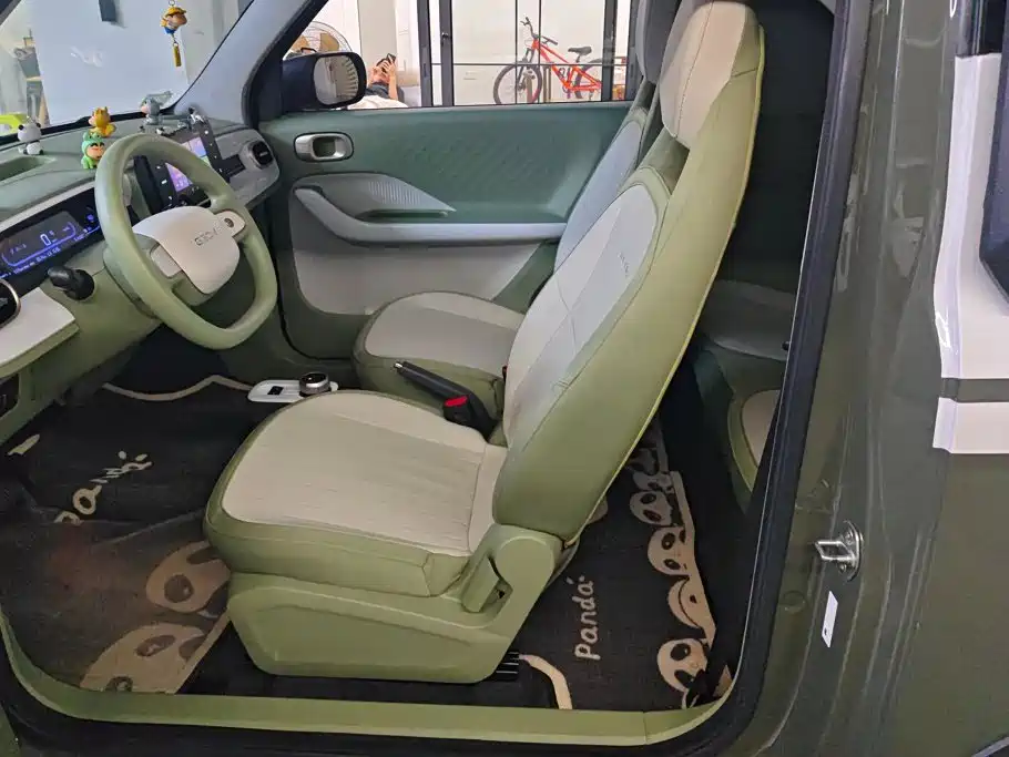 Geely Galaxy Panda 2025 2025 Model Year 210km Panda Knight