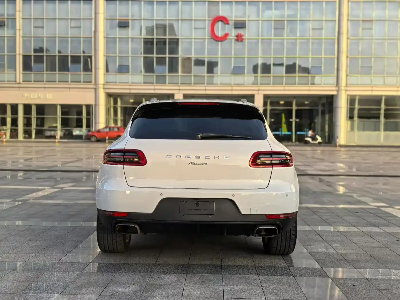Porsche Macan 2017 Macan 2.0T фото 9