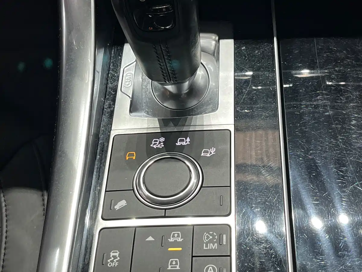 Land Rover Range Rover Sport 2017 3.0 SC V6 HSE фото 19