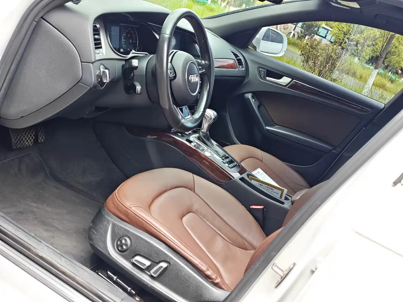 Audi A4L 2016 35 TFSI Collector's Edition S line Comfort фото 8
