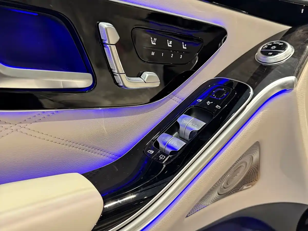 Mercedes-Benz Maybach S-Class 2025 Model S 480 4MATIC фото 13