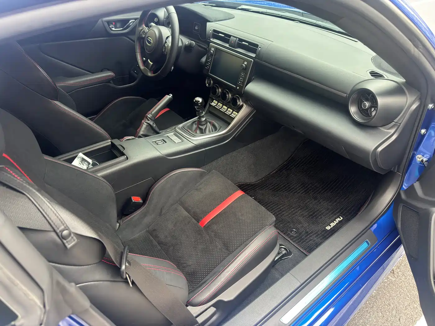 Subaru BRZ 2022 2.4L Manual фото 7