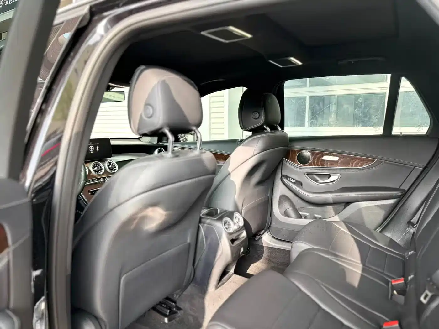Mercedes-Benz GLC 2020 Facelift GLC 260 L 4MATIC Luxury фото 4