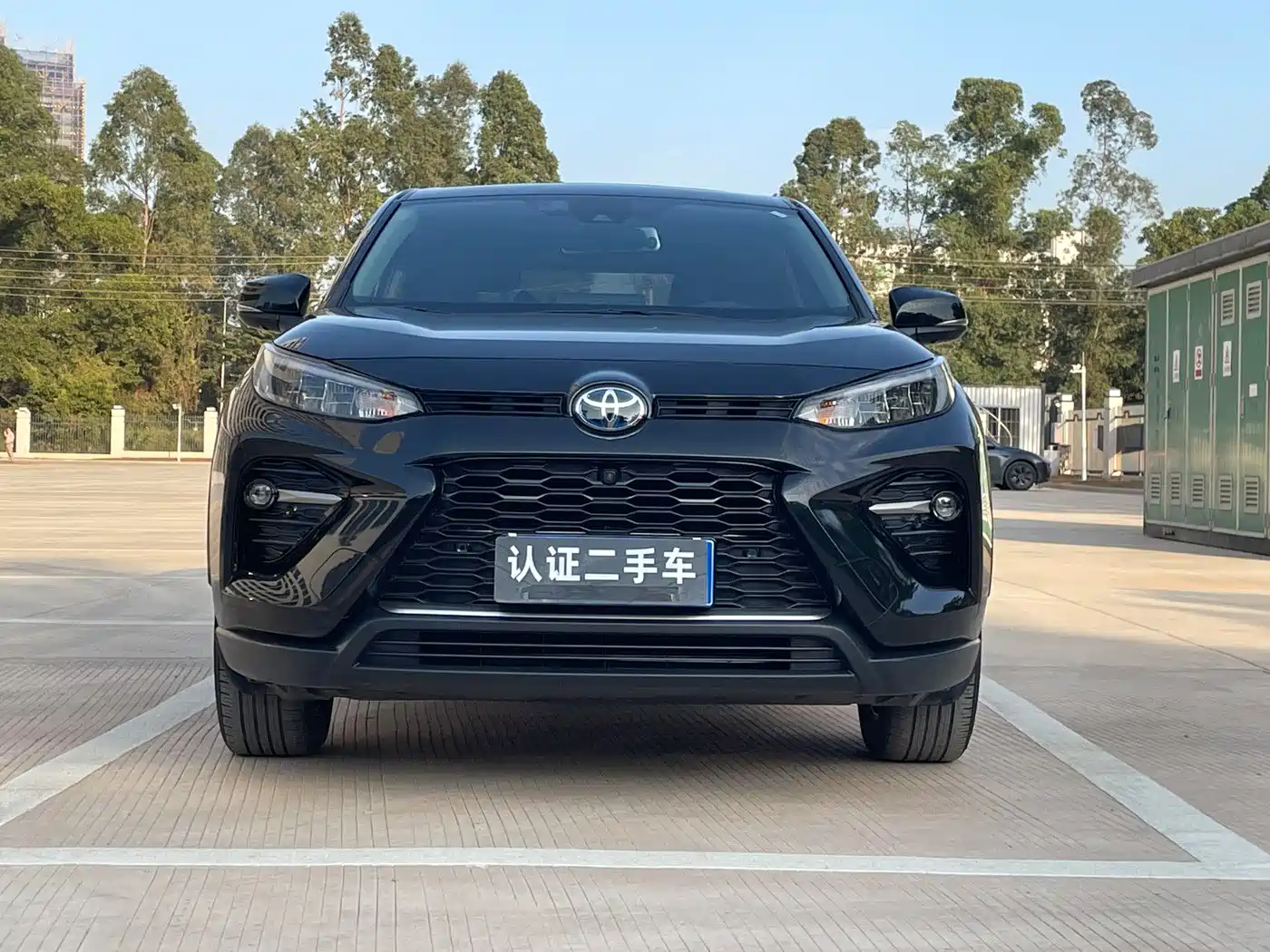 Toyota Wildlander 2022 Hybrid 2.5L E-CVT FWD Luxury Edition фото 3