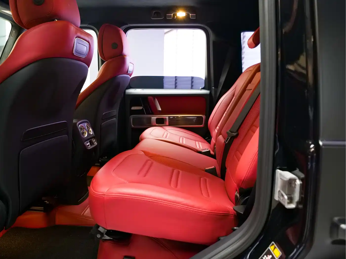 Mercedes-Benz G-Class 2023 G 500 фото 17