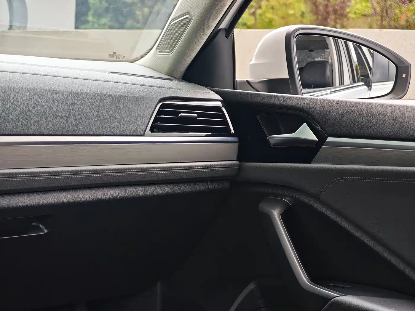 Volkswagen Sagitar 2021 200TSI DSG Comfort Smart Edition фото 10
