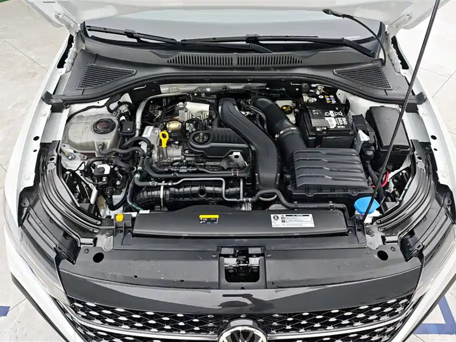 Volkswagen Lavida 2024 Model 300TSI DSG Starlight Leading Edition фото 10
