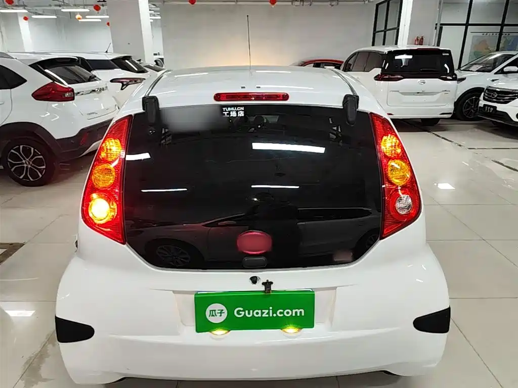 BYD F0 2015 1.0L AMT Xuan Cool Edition фото 4