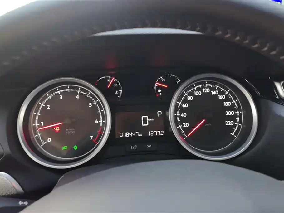 Peugeot 408 2020 360THP 10th Anniversary Premium Edition фото 14