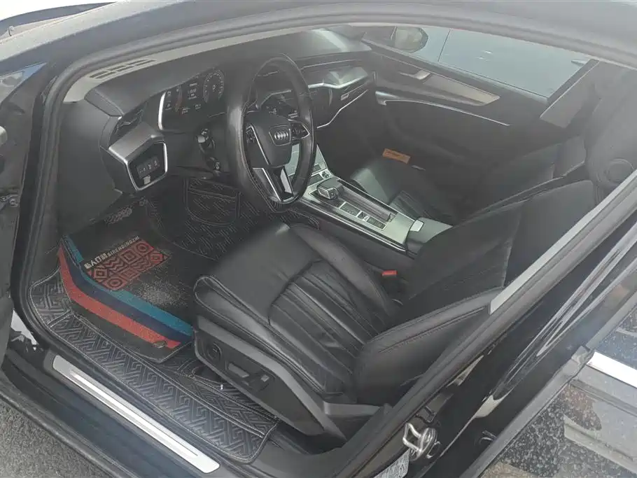 Audi A6L 2021 40 TFSI Luxury Elegance фото 9