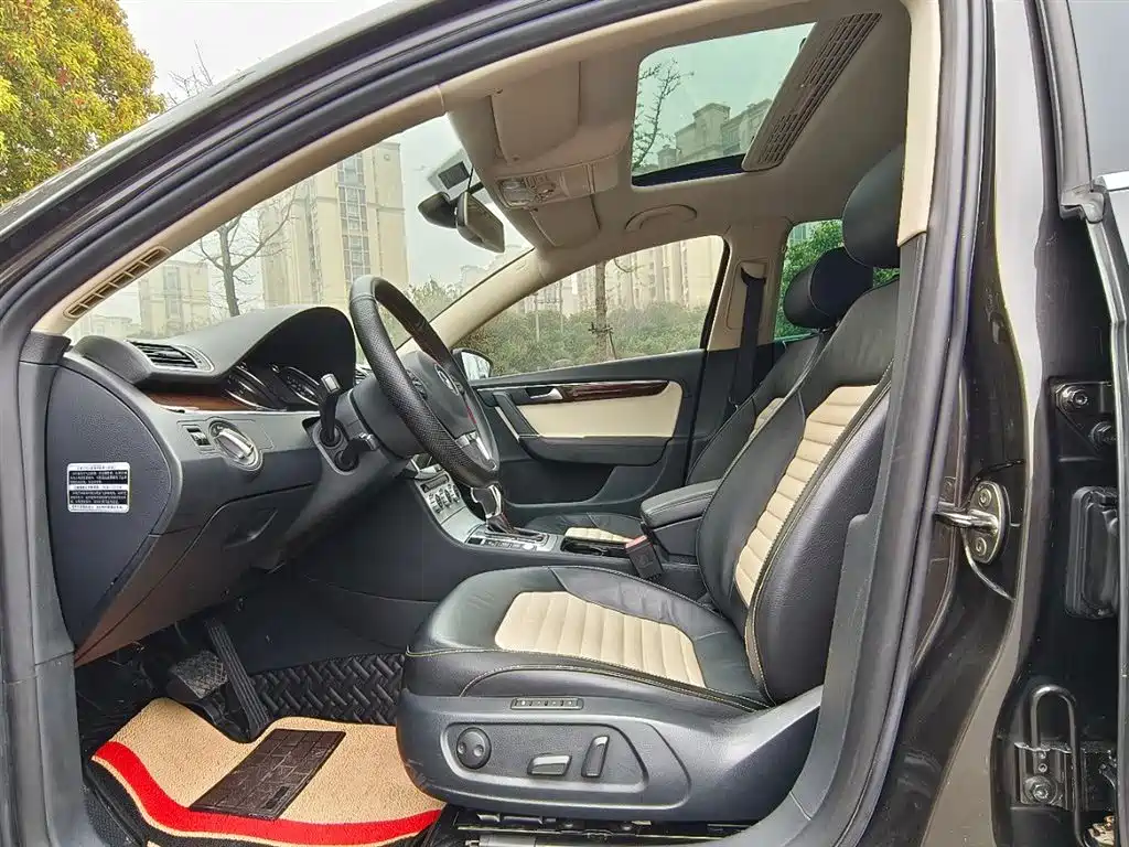 Volkswagen Magotan 2013 3.0FSI Flagship Model фото 6