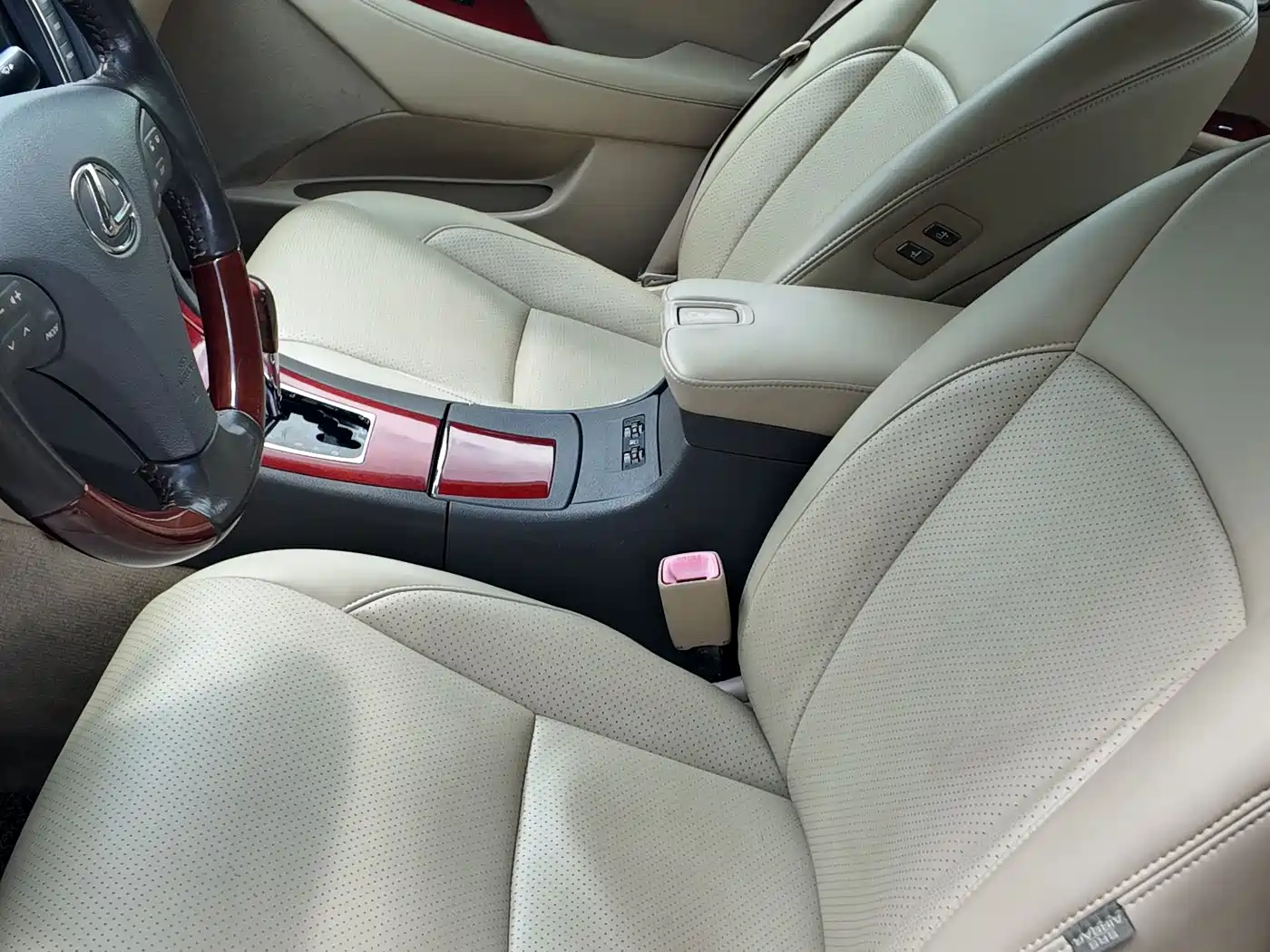 Lexus ES 2010 350 Luxury Edition фото 40