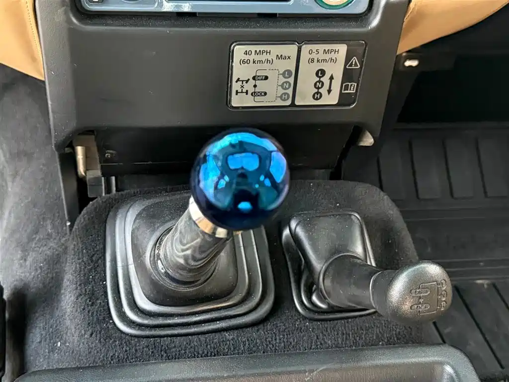 Land Rover Defender 2010 Ice·Fire Limited Edition фото 8