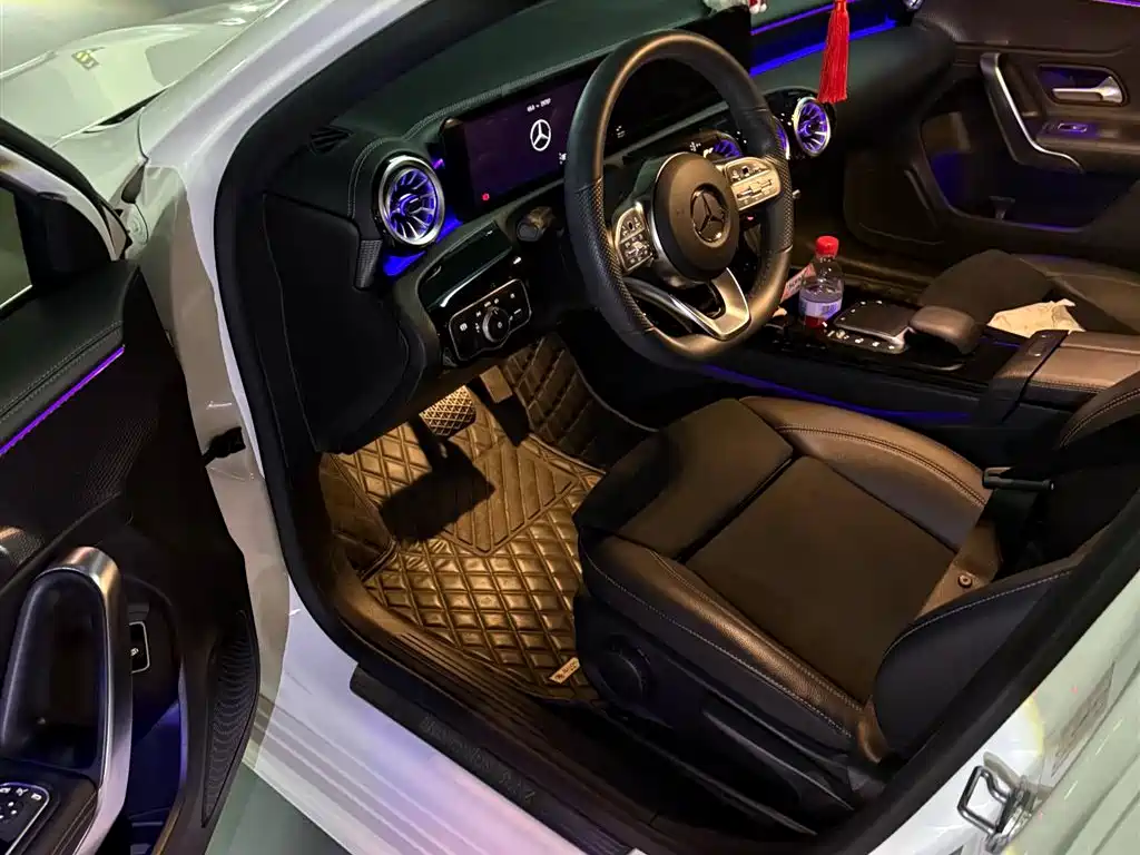 Mercedes-Benz A-Class 2022 A 200 L Sport Sedan Style фото 6