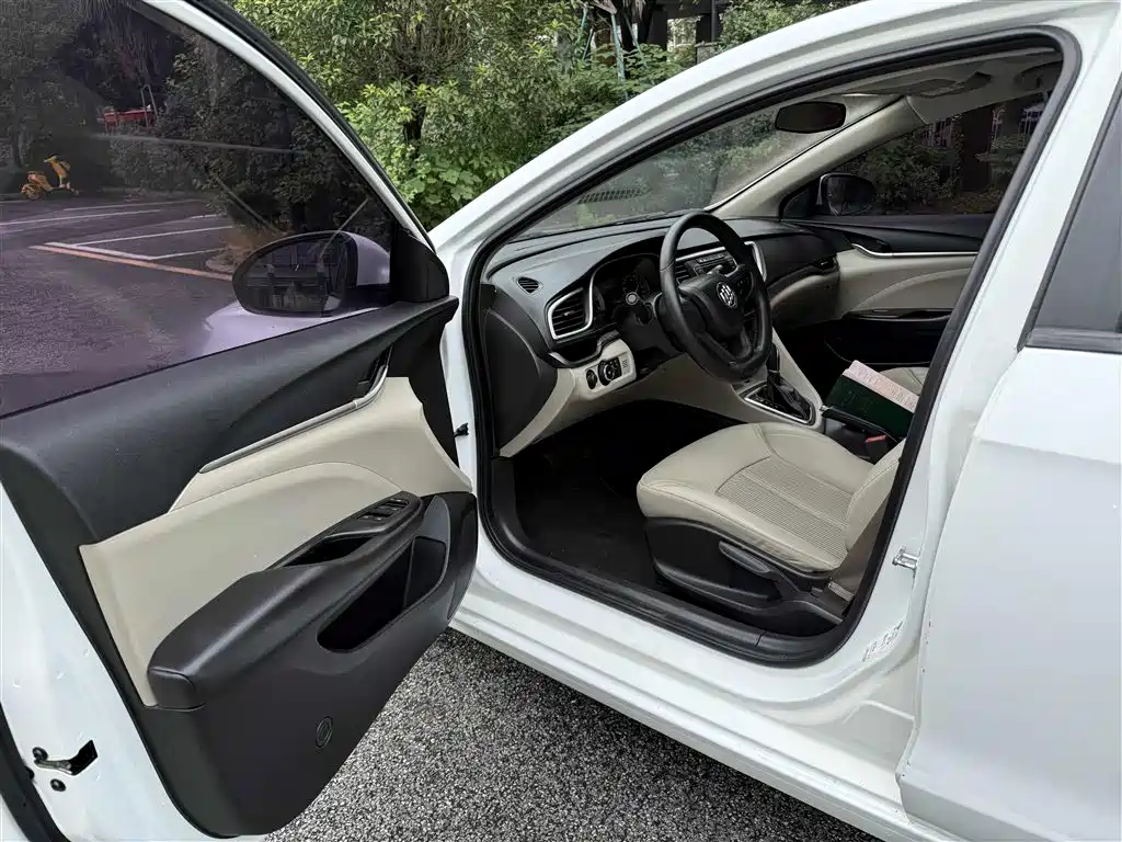 Buick Excelle 2016 15N Automatic Elite фото 7