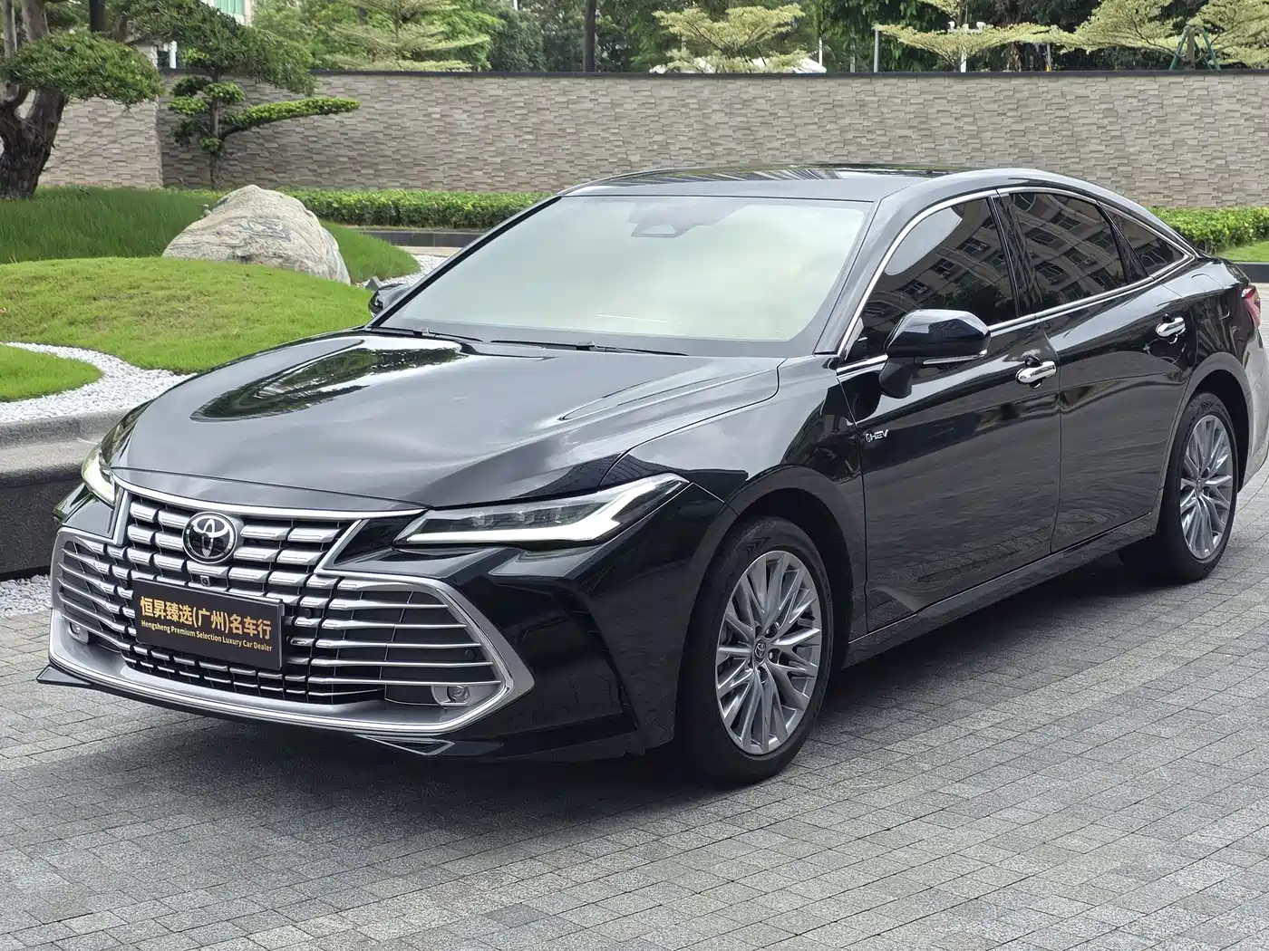 Toyota Avalon 2024 Model Hybrid 2.0L Prestige Edition