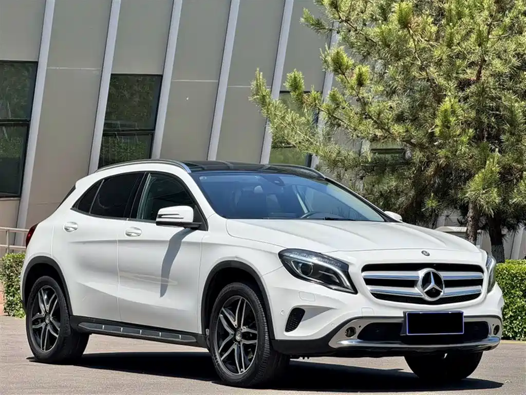Mercedes-Benz GLA 2016 GLA 200 Fashion фото 8