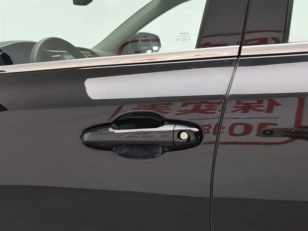 Toyota Highlander 2018 2.0T 4WD Luxury 7-seater (China V) фото 18
