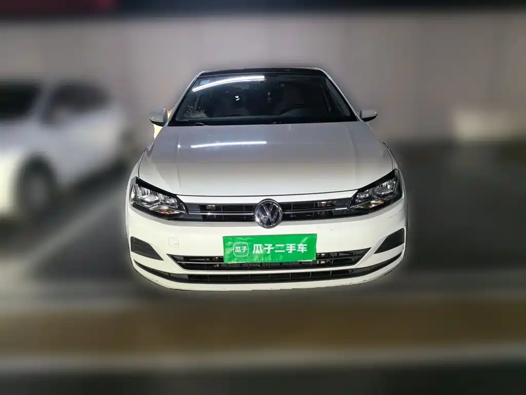 Volkswagen Polo 2019 Plus 1.5L Automatic Colorful Tech Edition фото 3
