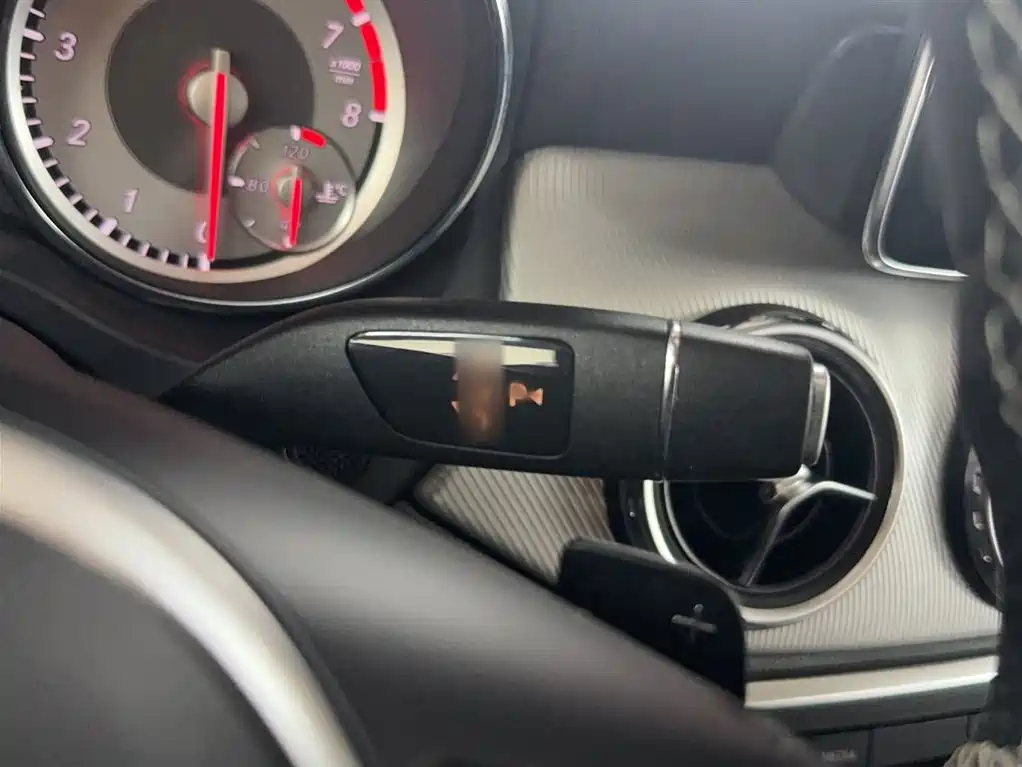 Mercedes-Benz GLA 2016 GLA 200 Fashion фото 9