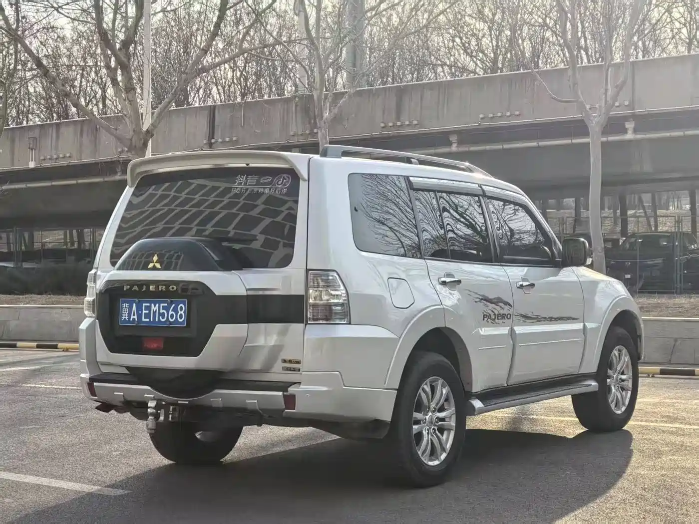 Mitsubishi Pajero (Import) 2018 3.0L Automatic Premium Edition фото 12