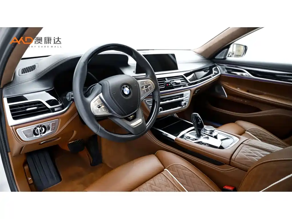 BMW 7 Series 2019 740Li xDrive Executive Luxury Package фото 6