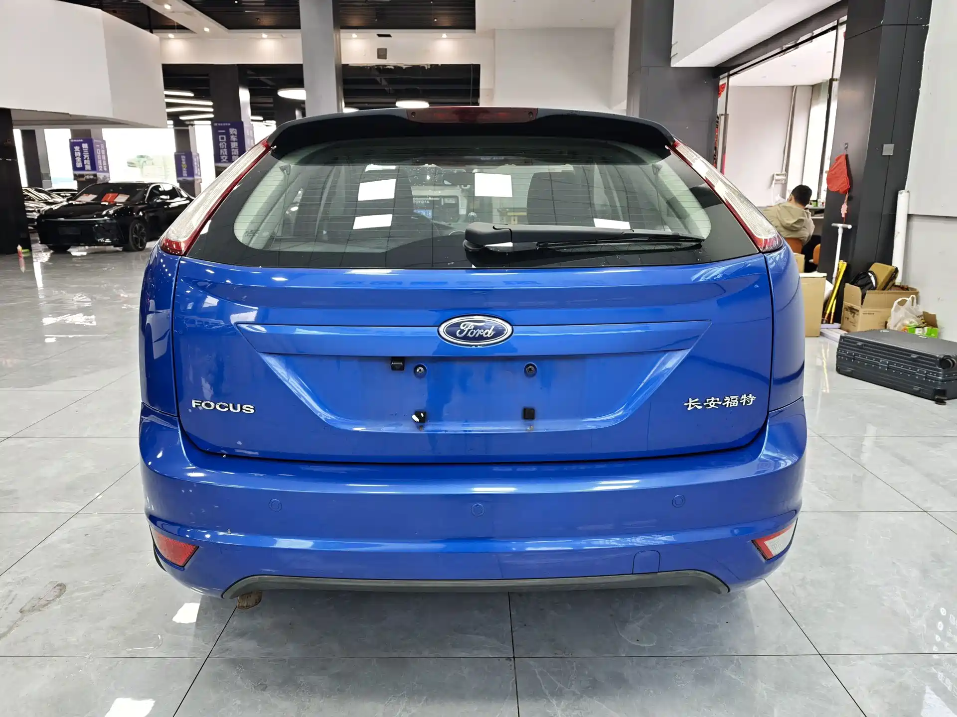 Фото 8 - Ford Focus