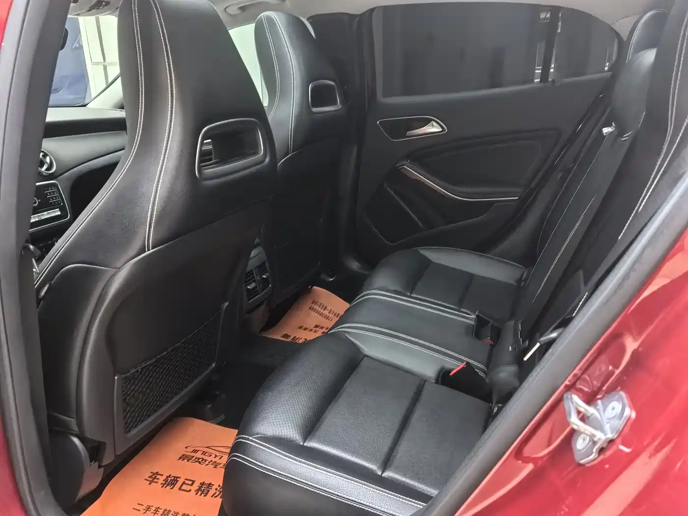 Mercedes-Benz GLA 2018 GLA 200 Dynamic фото 6