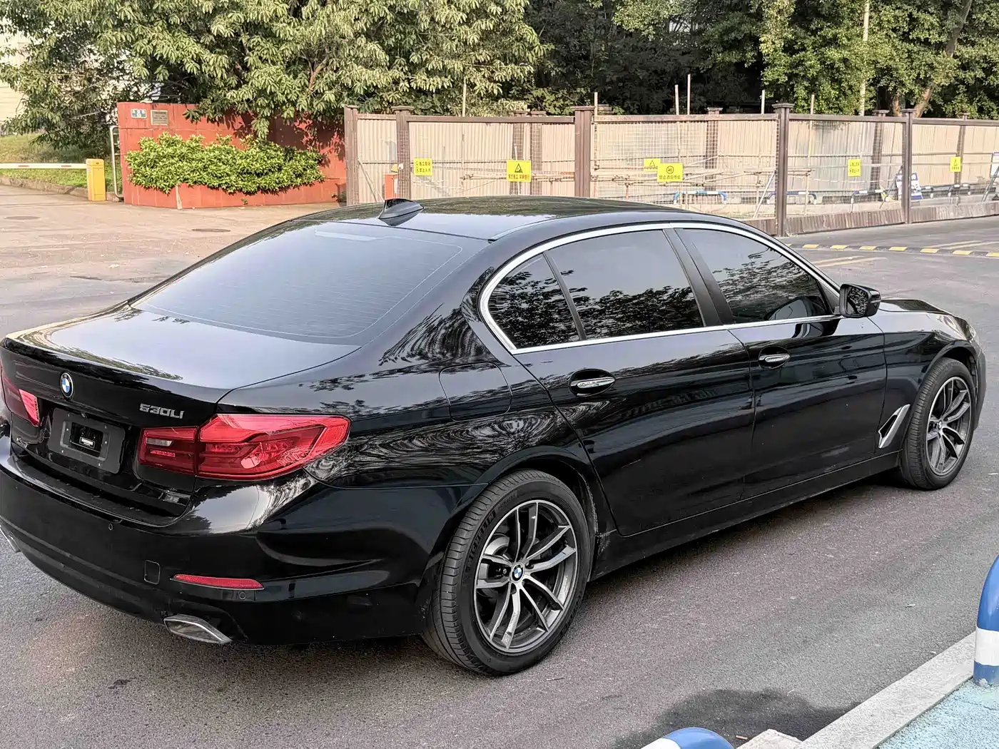 BMW 5 Series 2017 528Li Leading Edition фото 7