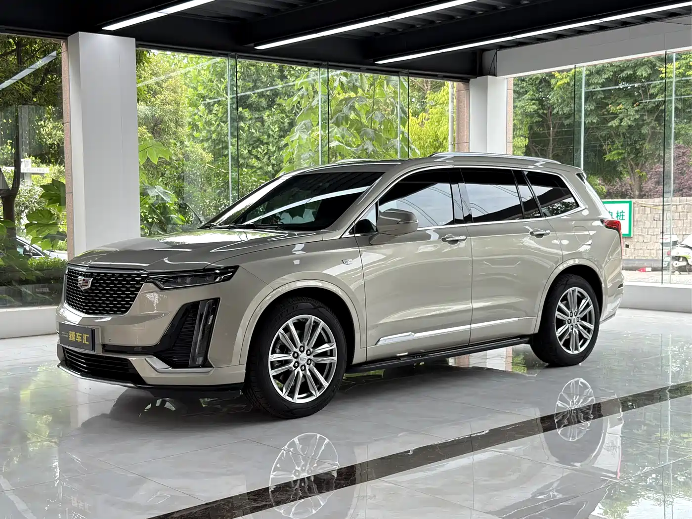 Cadillac XT6 2022 2.0T 6-Seater 2WD Luxury Edition
