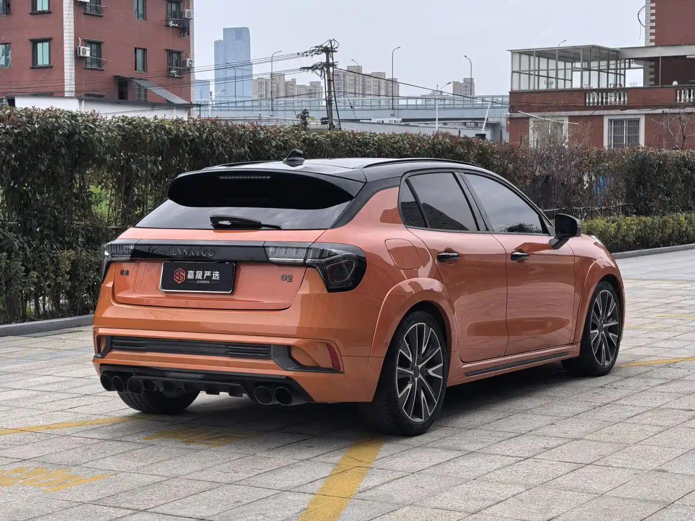 LYNK & CO. 02 HATCHBACK