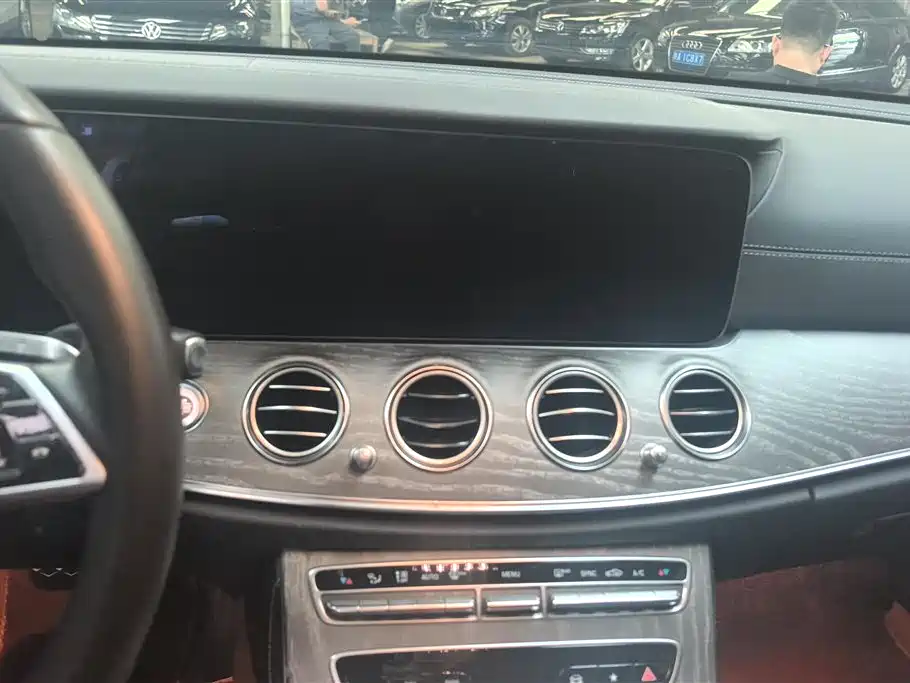 Mercedes-Benz E-Class 2023 Facelift E 300 L Luxury фото 13