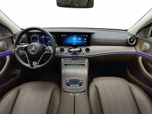 Mercedes-Benz E-Class New Energy 2022 Facelift III E 350 e L Plug-in Hybrid Sedan — фото 5