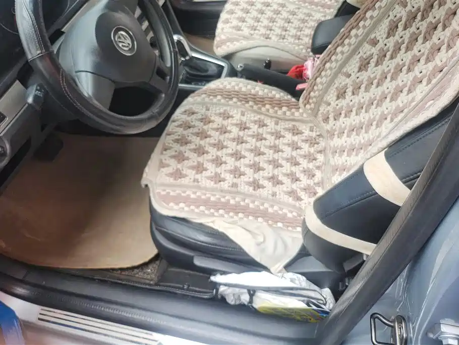 Volkswagen Lavida 2013 1.4TSI DSG Comfort Edition фото 9
