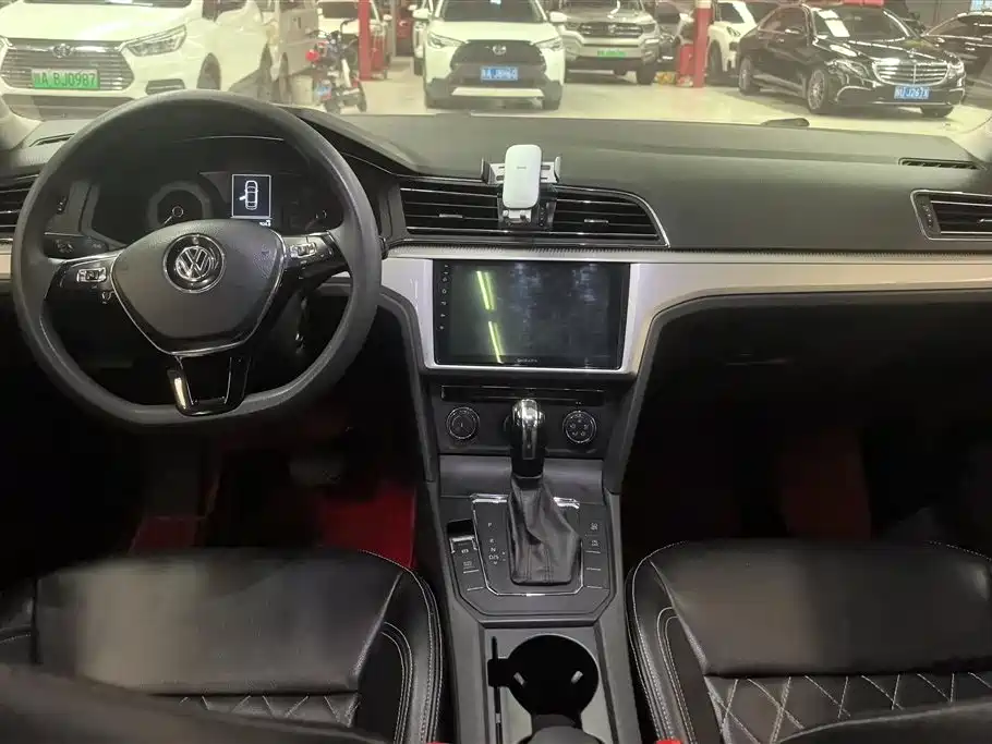 Volkswagen Lamando 2019 230TSI DSG Trend Edition China V фото 12