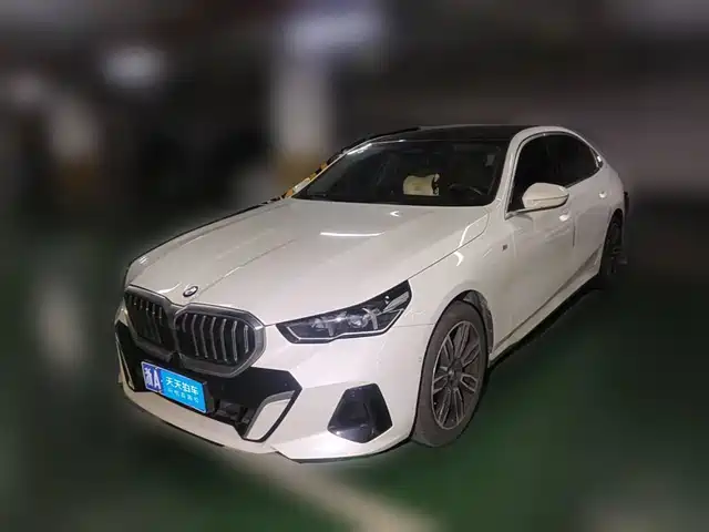 BMW 5 Series 2024
