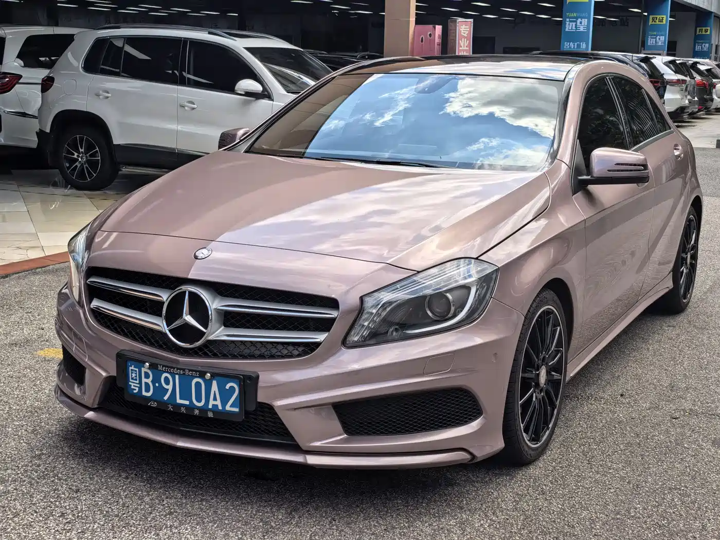 Mercedes-Benz A-Class (Import) 2015 A 200 Sport фото 2
