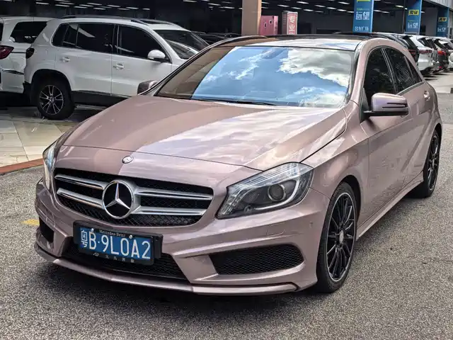 Mercedes-Benz Mercedes-Benz A-Class (Import) 2015 A 200 Sport