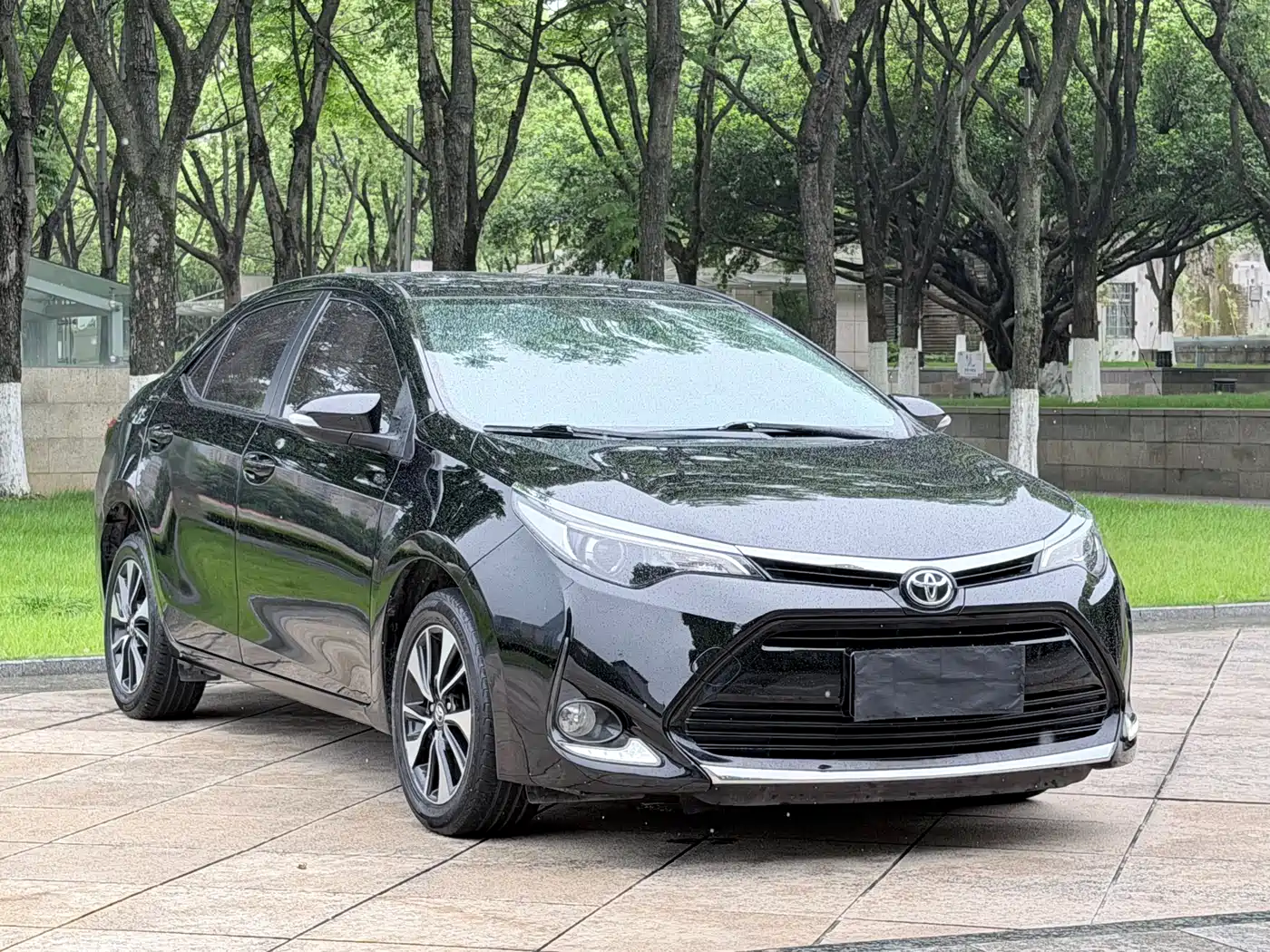 Toyota Levin 2018 185T CVT Premium Edition China V фото 3