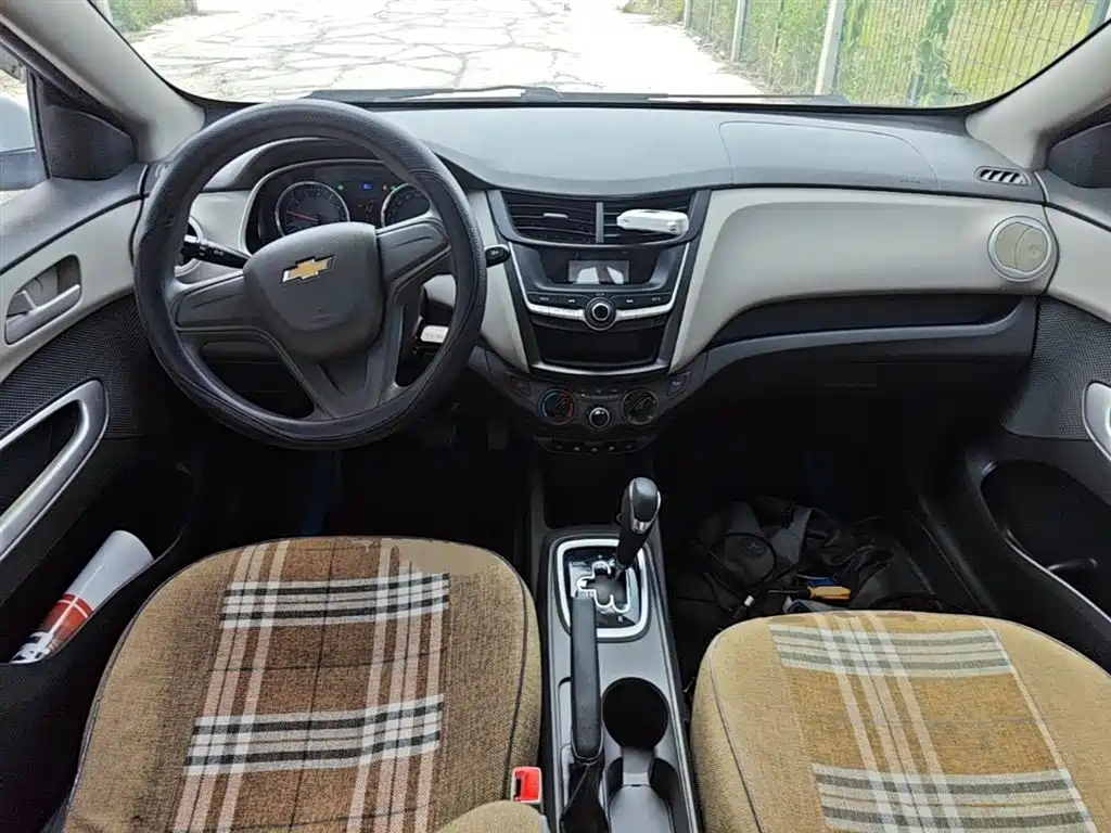 Chevrolet Sail 2015 Sail 3 1.3L AMT Ideal Edition фото 10